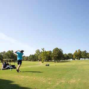 Book a tee time on Arrowhead's Golf Course. Photo by Lori Duckworth/Oklahoma Tourism.