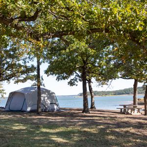 Camp near Oklahoma's second largest lake at Lake Texoma State Park. Photo by Lori Duckworth/Oklahoma Tourism.