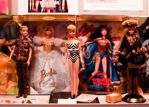 Follow the RoadTripOK team from the mindblowing collections at the Toy & Action Figure and Santa Fe Depot Museums in Pauls Valley to Bob's Pig Shop, a smokin' staple in the community since 1933.