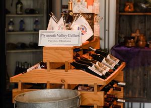 This RoadTripOK episode finds the team in Fairview and Enid, where they stroll the vineyard at Plymouth Valley Cellars, hike the glistening hills of Gloss Mountain and wind down with a classic pub experience at Callahan's.