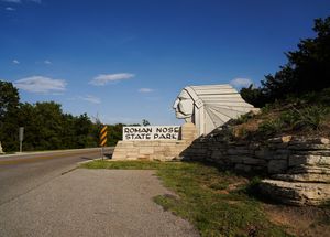 After picking up lunch from Swadley's Foggy Bottom Kitchen, the RoadTripOK Team hits the greens at Roman Nose State Park and works up an appetite for Eischen's finger-licking-good fried chicken.