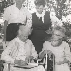 Albert Brumley and his wife Goldie with Laura Fox and her daughter at Hill & Hollow