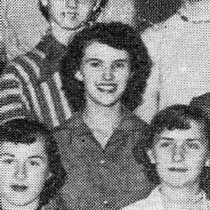 Wanda Jackson (center) in Student Council yearbook photo 1954.