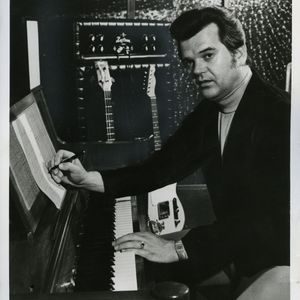 Conway Twitty enjoyed a successful career as a singer and songwriter.
