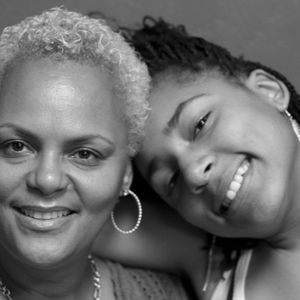 Wayman Tisdale's wife Regina and their daughter in 2008