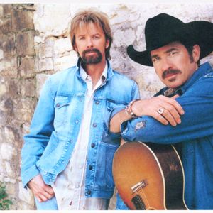 Ronnie Dunn made several hits with Kix Brooks under the band name Brooks & Dunn.