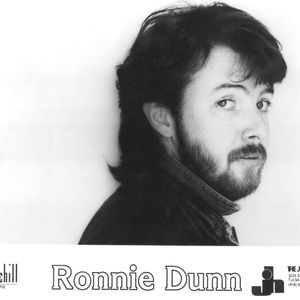 Ronnie Dunn poses for a promotional photo.