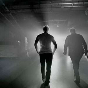The Swon Brothers going to the stage during the Carrie Underwood STORYTELLER Tour in 2016