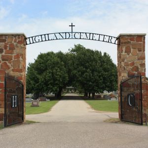 The Woody Guthrie family plot is located in Highland Cemetery in Okemah.