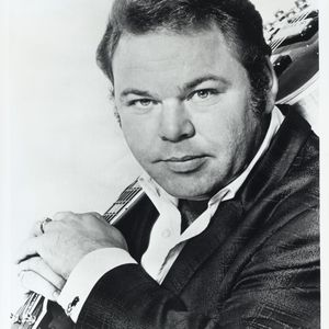 Roy Clark grew up in a musical family and made his first Grand Ole Opry appearance at 17 years old.