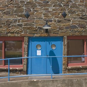 Oklahoma Music Trail The Blue Door Travelok Com Oklahoma S