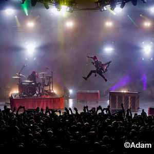 Twenty One Pilots perform at the Tulsa Theater in 2015 on the Blurryface tour