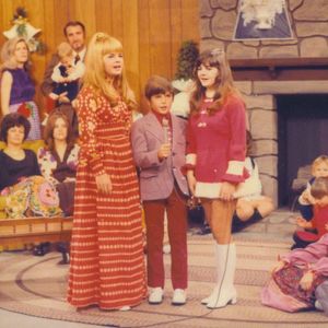 Conway Twitty's children Joni, Jimmy and Kathy sing on a Christmas special of "The Jude & Jody Show" in Oklahoma City.