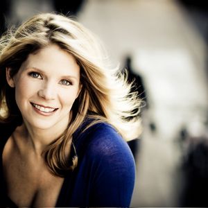 Oklahoma native Kelli O'Hara attended the same university as fellow Broadway star Kristin Chenoweth, Oklahoma City University.