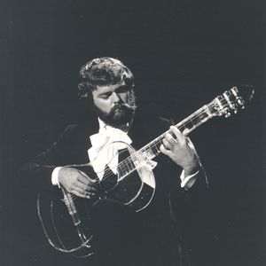 Mason Williams performing on the Just Friends Special on CBS in 1970