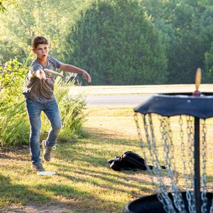 Test your disc golf skills on the 18-hole course at Lake Eufaula State Park. Photo by Lori Duckworth.