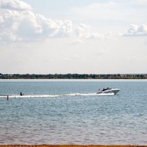 Foss State Park offers a spacious lake for water recreation and warm weather activities in western Oklahoma. Photo by Lori Duckworth/Oklahoma Tourism.