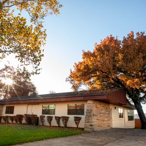 Book a duplex cabin at Sequoyah State Park during the fall and enjoy a scenic overnight stay. Photo by Lori Duckworth/Oklahoma Tourism.