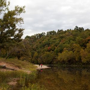 Hike beside the lake shores at Spavinaw Area at Grand Lake State Park. Photo by Rebekah Workman.