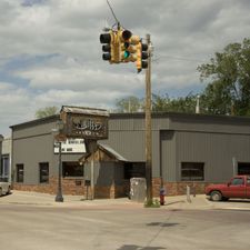 Willies Saloon in Stillwater was the site of some of Garth Brooks' first public performances.