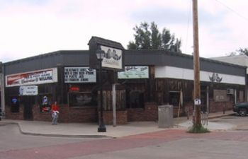 ITIN Willies Saloon