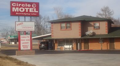 Circle D Motel