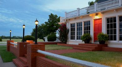 The Manor at Coffee Creek