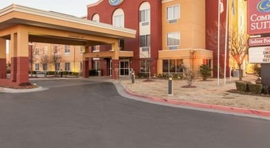 Comfort Suites Central