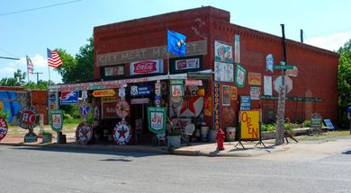 The Sandhills Curiosity Shop