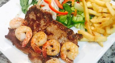 Cantina Bravo Mexican Grill