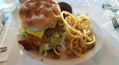 Nic's Place Diner & Lounge