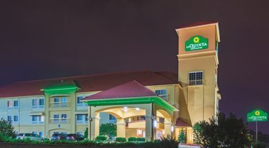 La Quinta Inn & Suites Tulsa Airport/Expo Square
