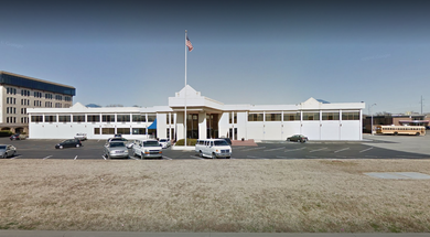 Trade Winds Central Inn