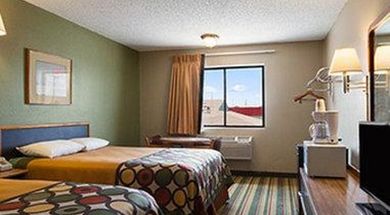 Super 8 by Wyndham Blackwell