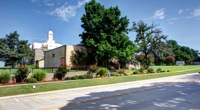 Chickasaw Council House Museum