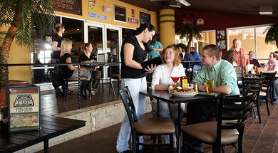 Henry Hudson's Pub at Remington Park