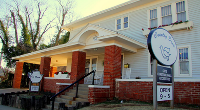 Country Dove Gift & Tea Room