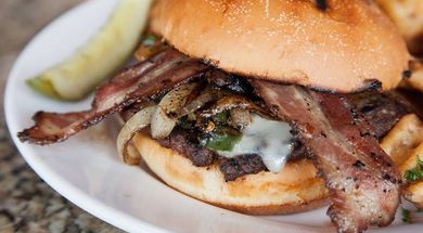 Lefty's on Greenwood