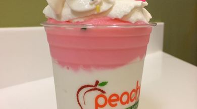 Peachwave Frozen Yogurt