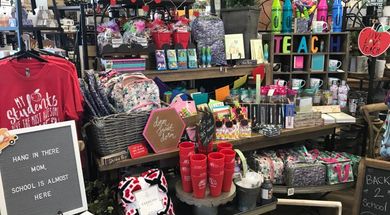 Hobbs Pharmacy & Gifts