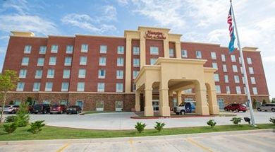 Hampton Inn & Suites Oklahoma City Airport