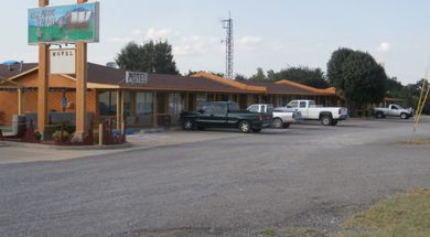 Ozark Trail Motel