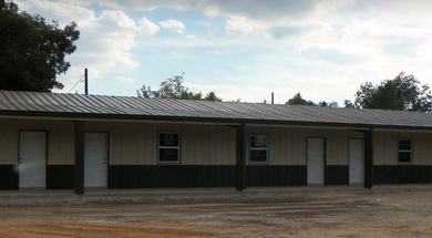 Pecan Creek Lodge & RV Park