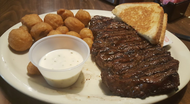 Charlie's Bar & Grill