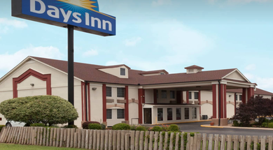 Days Inn by Wyndham Shawnee