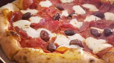 American Pie Wood-Fired Pizza