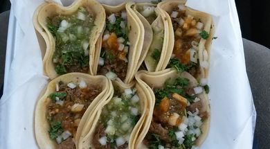 Mama Tita’s Tacos
