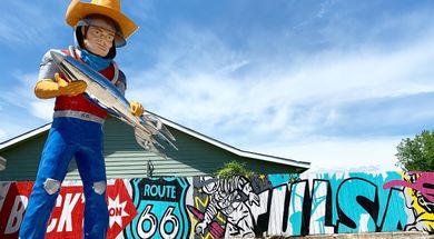 Stand next to the friendly space cowboy for a photo op outside Buck Atom's Cosmic Curios on 66.