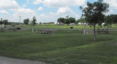 Tulsa NE / Will Rogers Downs KOA