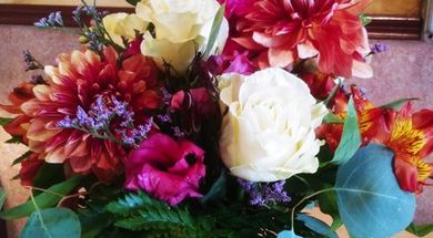 Annie's Flowerhouse & Gifts